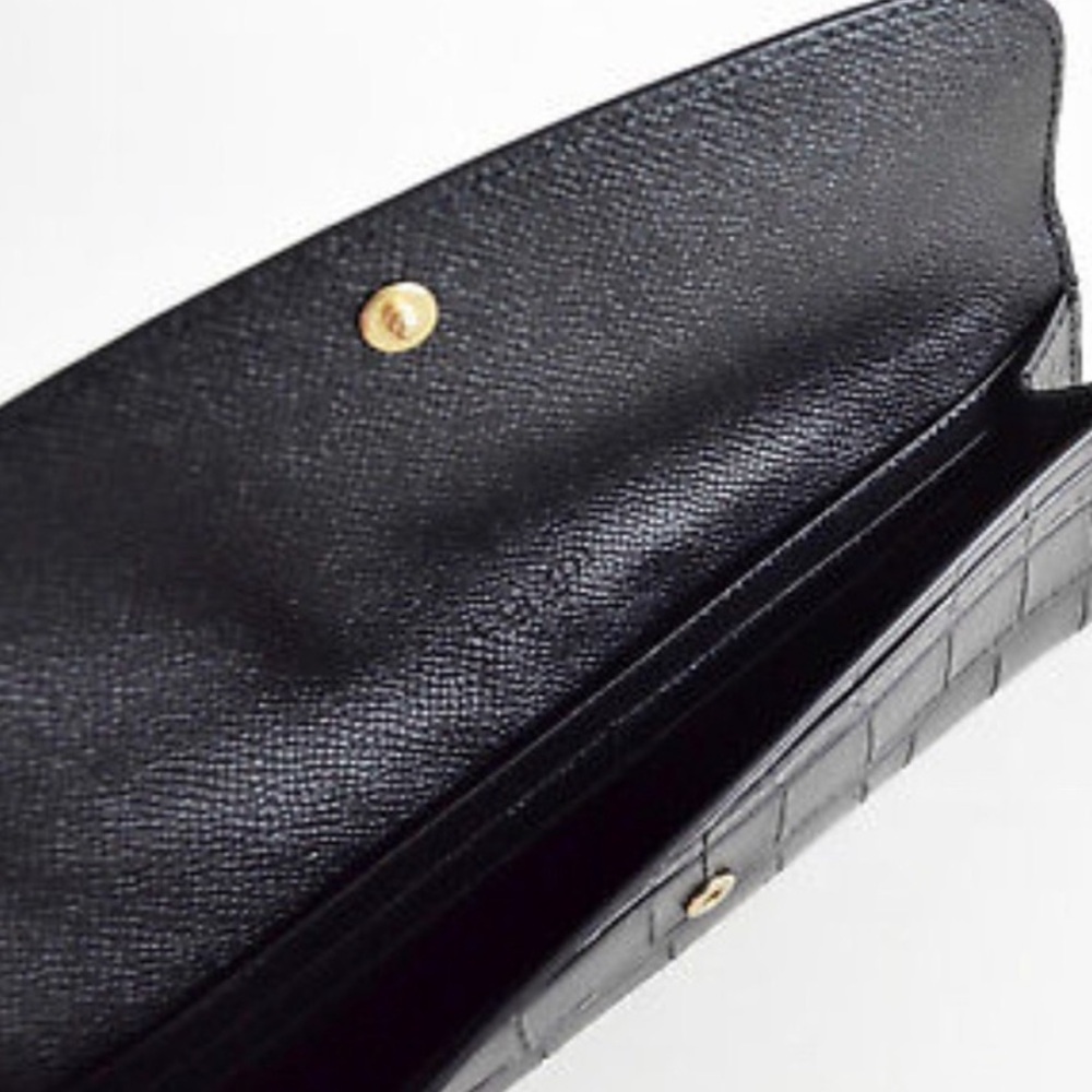 LAST ONE! Coach wallet! - Picture 4 of 6
